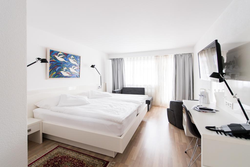 Hotel Hohberg "Next To Bbc Arena" 샤프하우젠 외부 사진