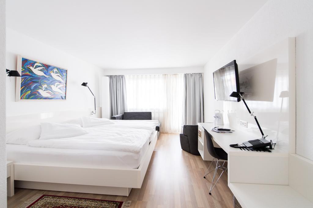 Hotel Hohberg "Next To Bbc Arena" 샤프하우젠 외부 사진