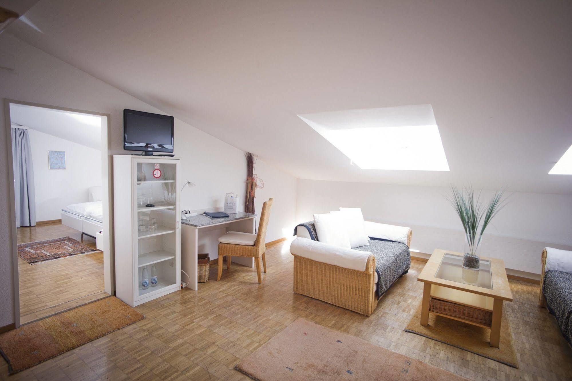Hotel Hohberg "Next To Bbc Arena" 샤프하우젠 외부 사진