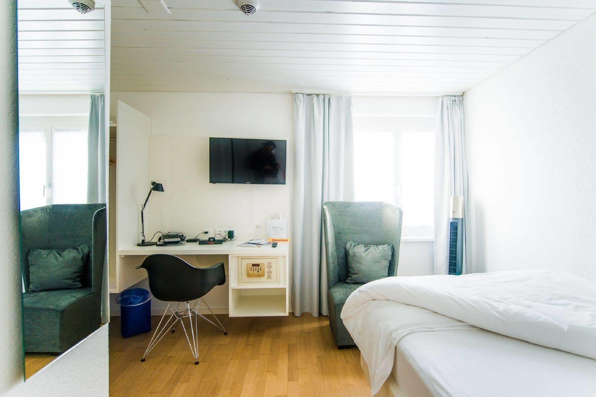 Hotel Hohberg "Next To Bbc Arena" 샤프하우젠 외부 사진