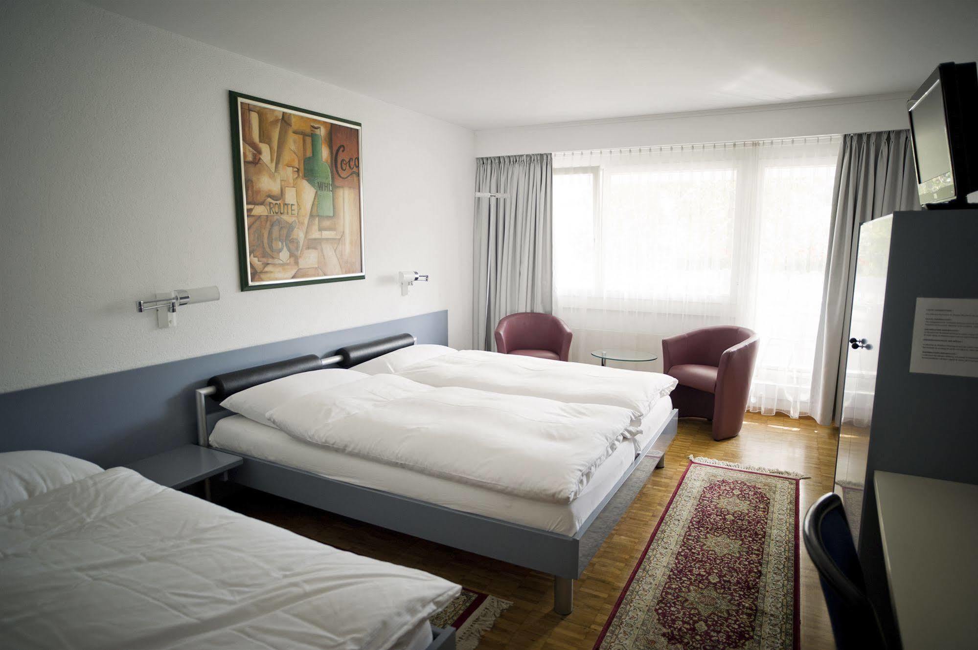 Hotel Hohberg "Next To Bbc Arena" 샤프하우젠 외부 사진